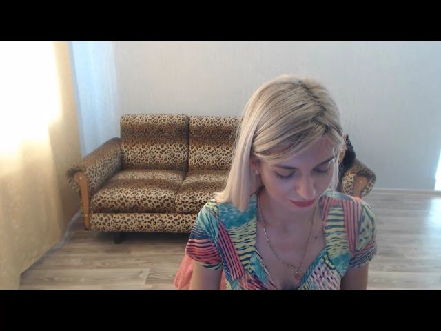 Live sex webcam photo for SexyBeatriice #265493655