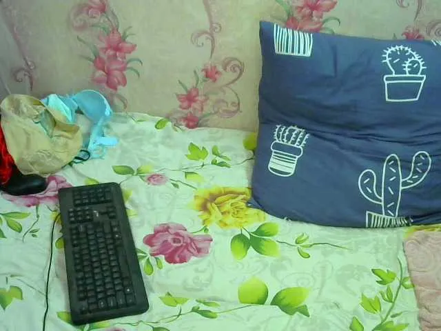 Live sex webcam photo for KalotonyFosy #241391864