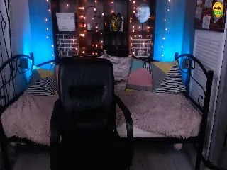 Live sex webcam photo for LynneDawson #252057865