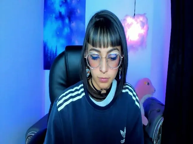 Live sex webcam photo for Angelsiinner #260749825