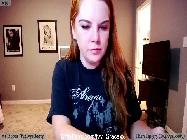Live sex webcam photo for IvyGrace #257963684