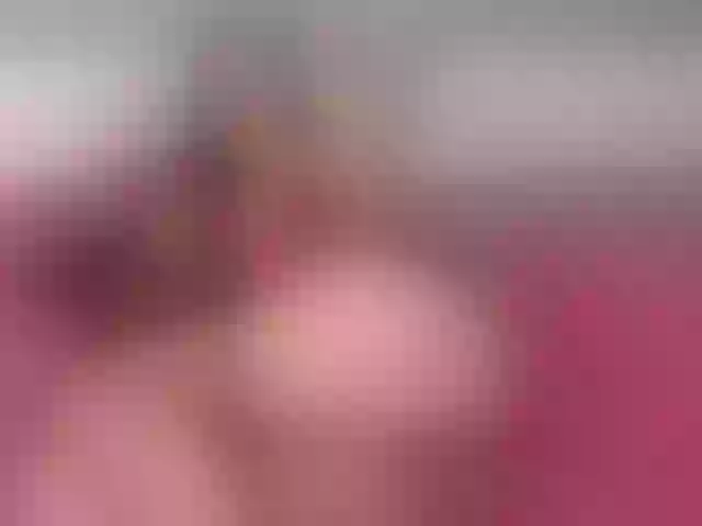 Live sex webcam photo for SaloHeaven #241037925