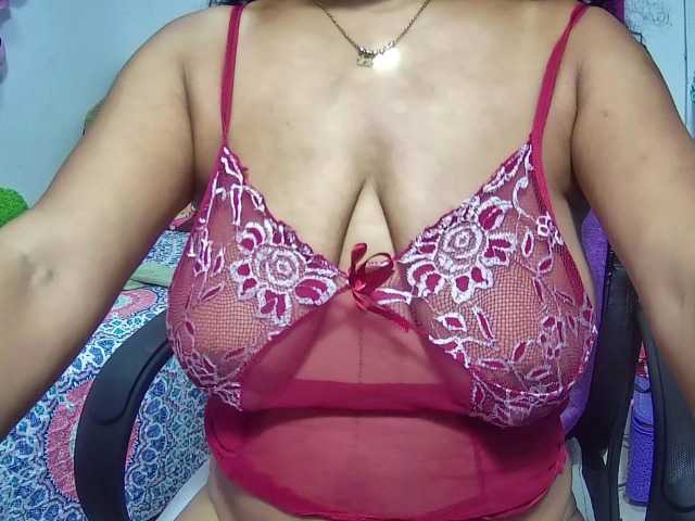 Live sex webcam photo for sarah-hot #241153111