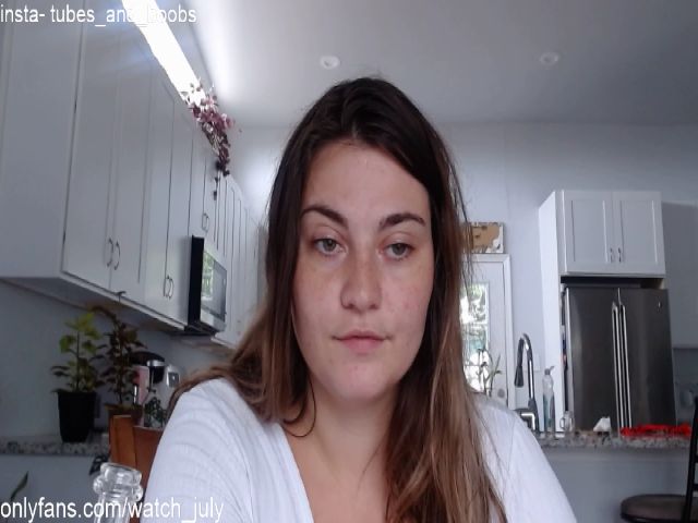 Live sex webcam photo for tubesandboobs #263183230