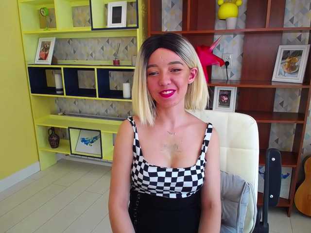 Live sex webcam photo for OutOfControl #254403293