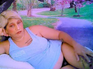 Live sex webcam photo for indianroxy #287933007