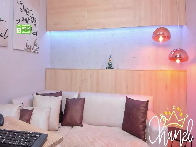 Live sex webcam photo for Chaneladams_ #254144435