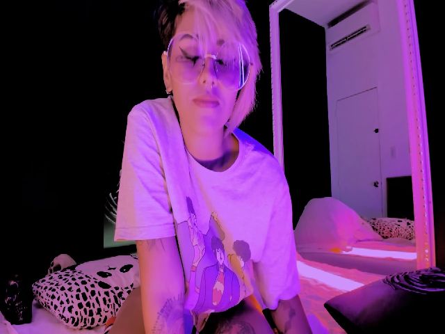 Live sex webcam photo for AbraxxysHotel #254291285