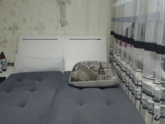 Live sex webcam photo for Glamkisssa #255628161