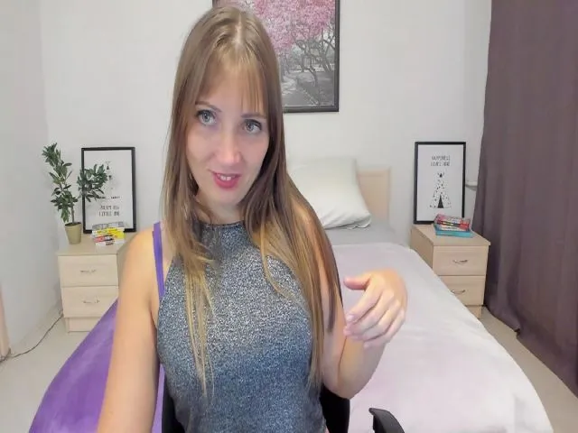 Live sex webcam photo for SharlottaTis #262530383