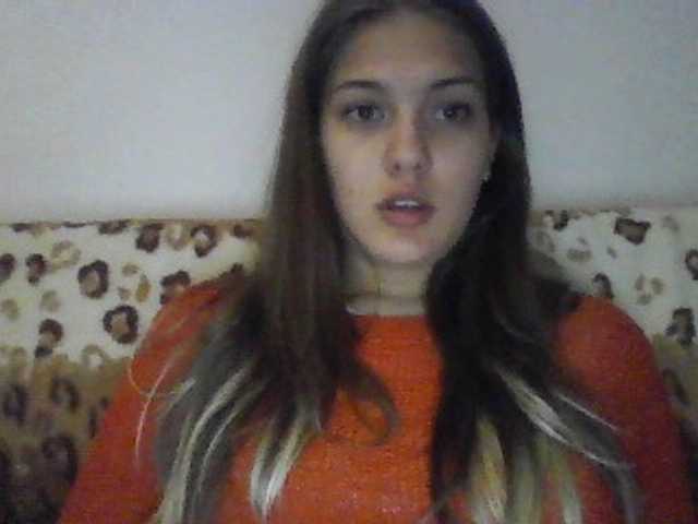 Live sex webcam photo for sweet23jane23 #243140639