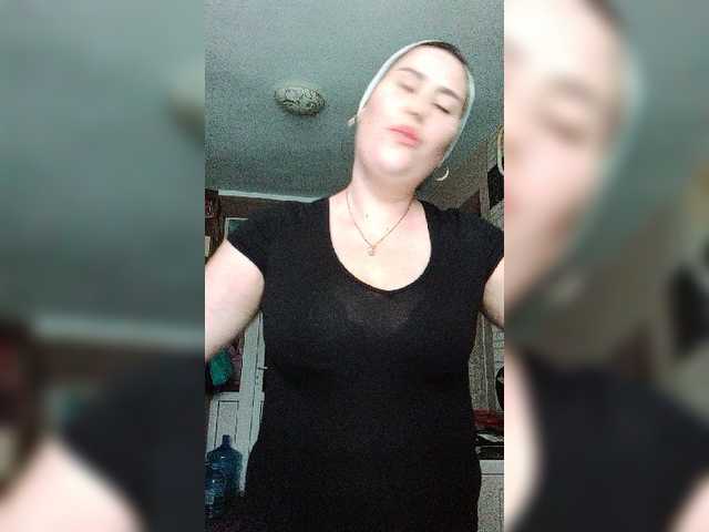 Live sex webcam photo for loriktwinss #245274574