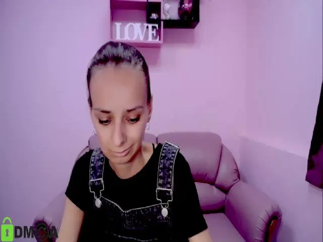 Live sex webcam photo for Sweet_Lizza #264300632