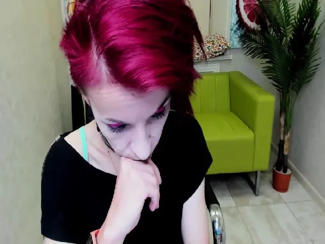 Live sex webcam photo for RubyBlaze #256821556