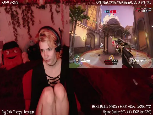 Live sex webcam photo for EmberBurns #254695429