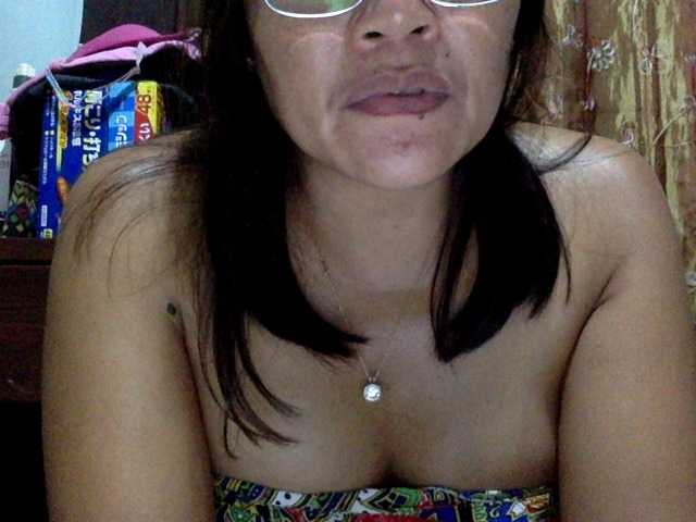 Live sex webcam photo for classygirl #241079702