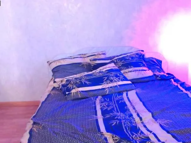 Live sex webcam photo for wannayousee #265375833