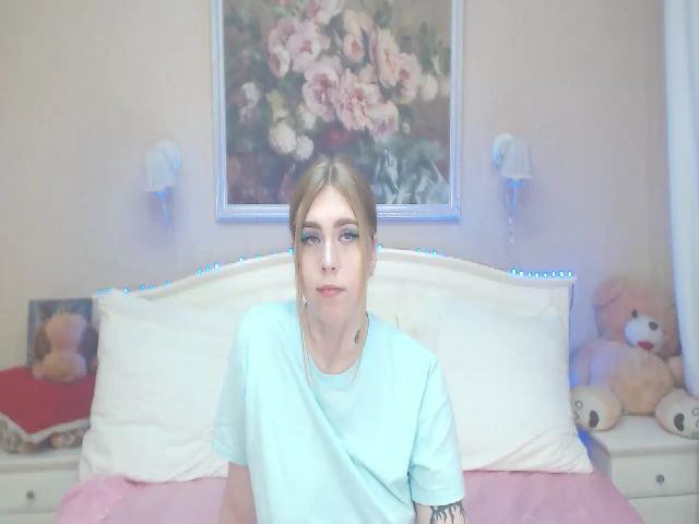 Live sex webcam photo for AmaliaDiva #262495723