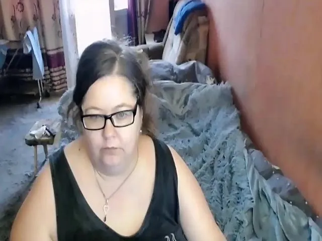 Live sex webcam photo for HotXXXGirl1 #263010510