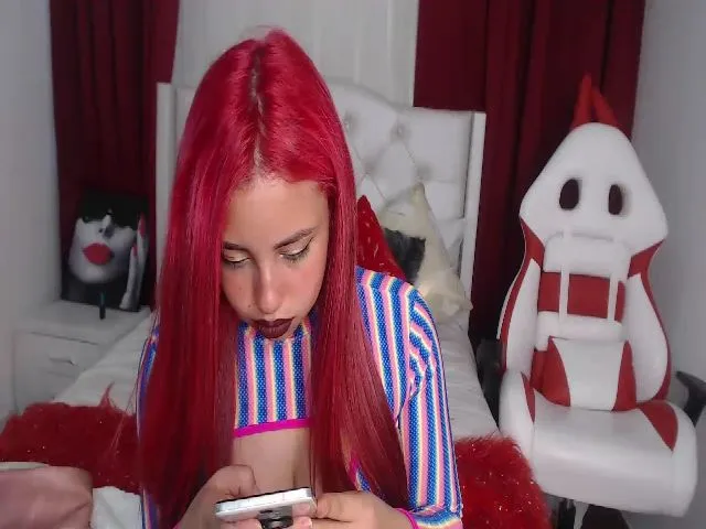 Live sex webcam photo for JadeMackenzie #256066334