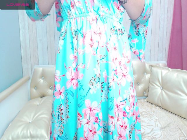 Live sex webcam photo for K_Dancer #261182076