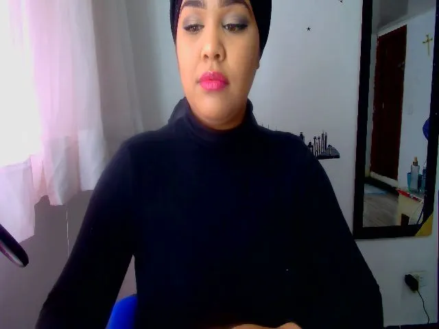 Live sex webcam photo for Shalyn_ #253902785