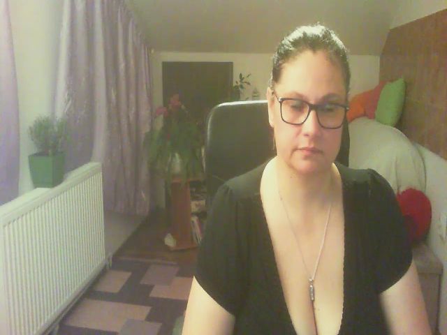 Live sex webcam photo for boosty4you #265089920