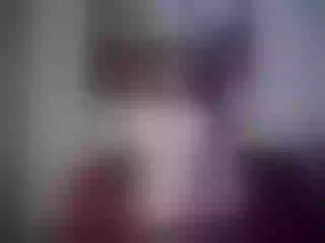 Live sex webcam photo for Emiliarain #259728431