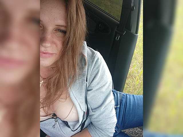 Live sex webcam photo for LareNK #245121857