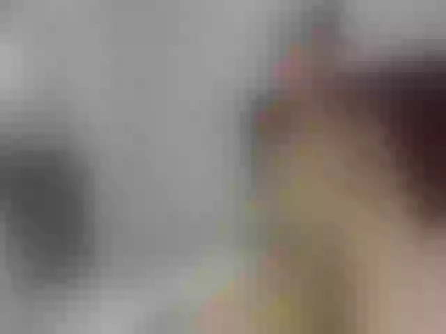Live sex webcam photo for LittleRed2u #261639492