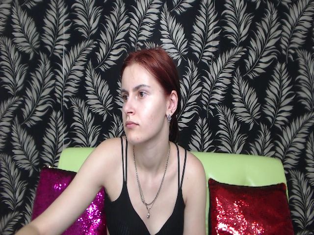 Live sex webcam photo for MollyTravis #260760763