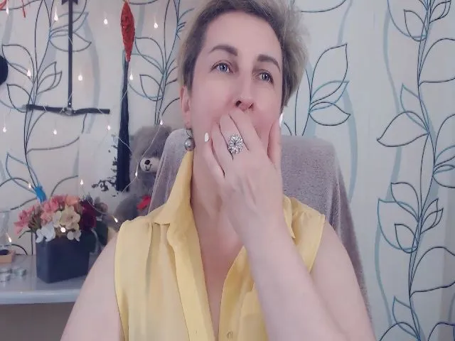 Live sex webcam photo for DepravedMadam #253746341