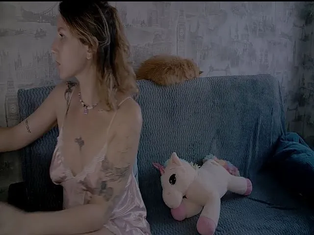 Live sex webcam photo for Blueberyy #261516982