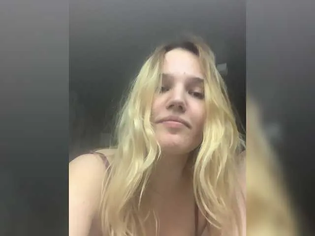 Live sex webcam photo for Dream022 #252587784
