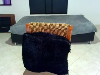 Live sex webcam photo for Chloe-Sweet69 #240719143