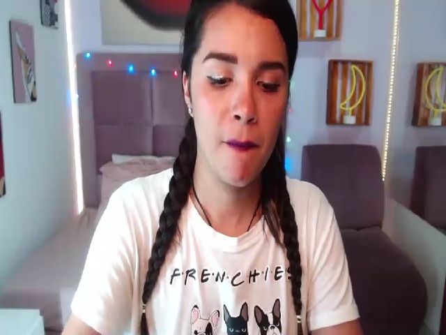 Live sex webcam photo for Graicy_Reyes #254384646