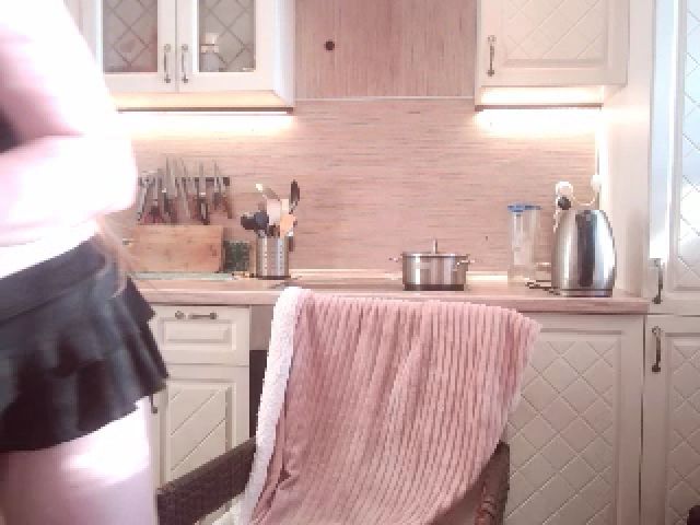 Live sex webcam photo for JaneGrey111 #257683350