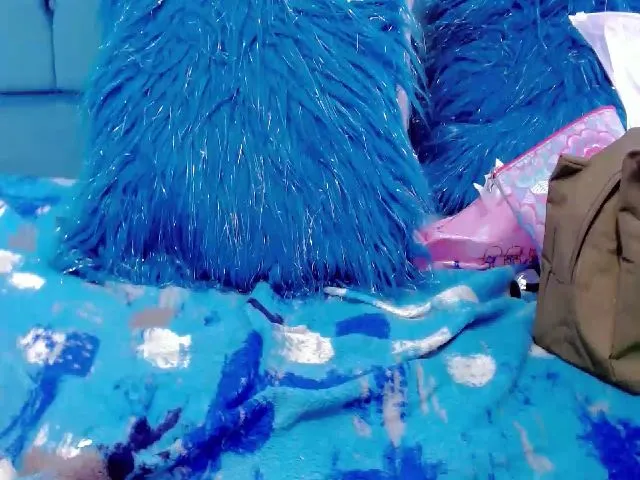 Live sex webcam photo for IvannaSofia20 #252548890