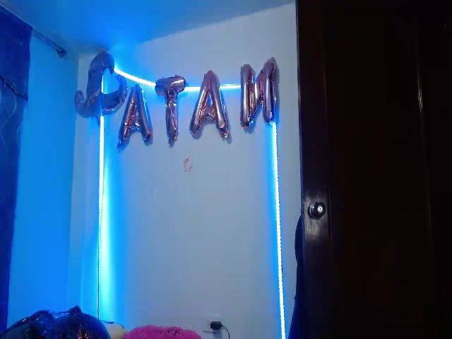 Live sex webcam photo for Hot_skinny_ #253216386