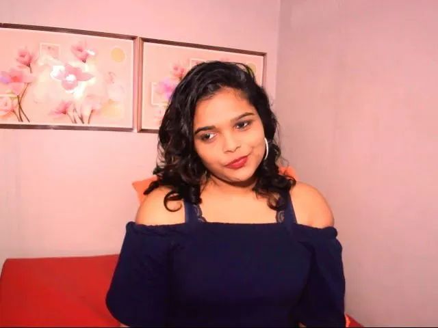 Live sex webcam photo for Indiankimmy #261223803