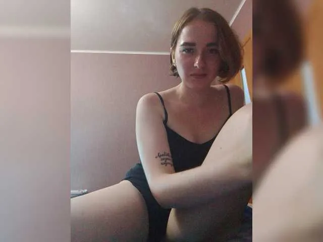 Live sex webcam photo for StacySweet #255485292