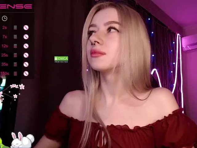 Live sex webcam photo for Annelitt #287948097