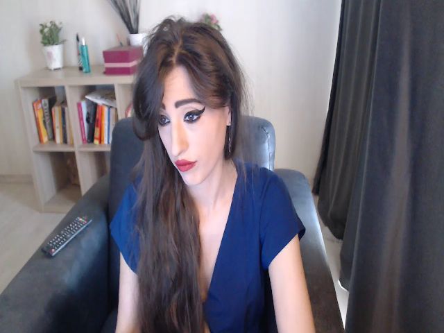 Live sex webcam photo for HotRebbecca #253302367