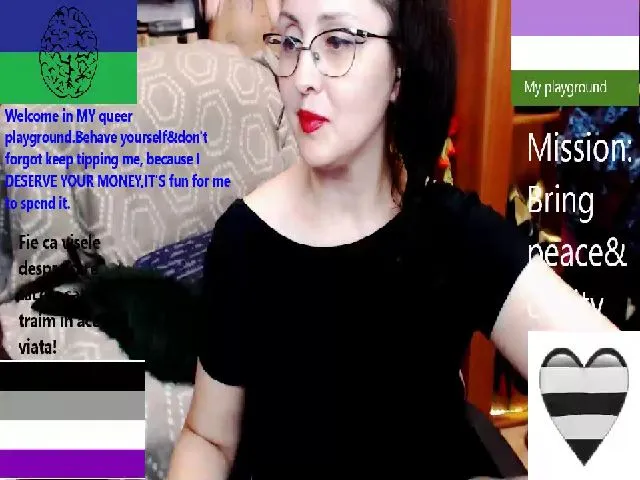 Live sex webcam photo for ImperatrizaS #252943483