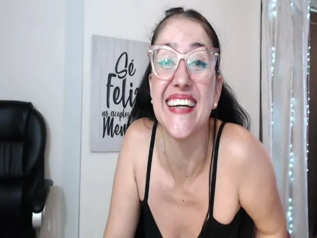 Live sex webcam photo for Samanthalusth #253773562