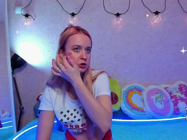 Live sex webcam photo for KiraLiLime #287989789