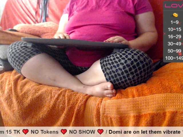 Live sex webcam photo for PaarHotHot #242142302