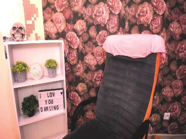 Live sex webcam photo for Layla_lilys #252473130