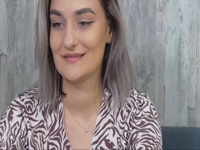 Live sex webcam photo for SecretAmber #255331109