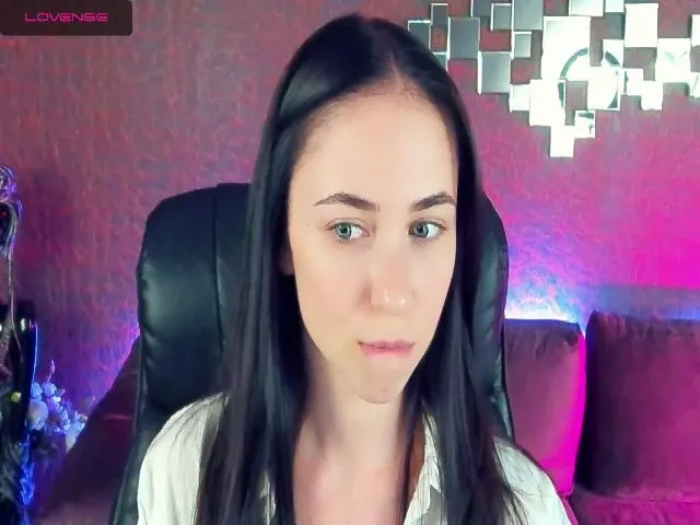 Live sex webcam photo for MilkaBabyDoll #260813068